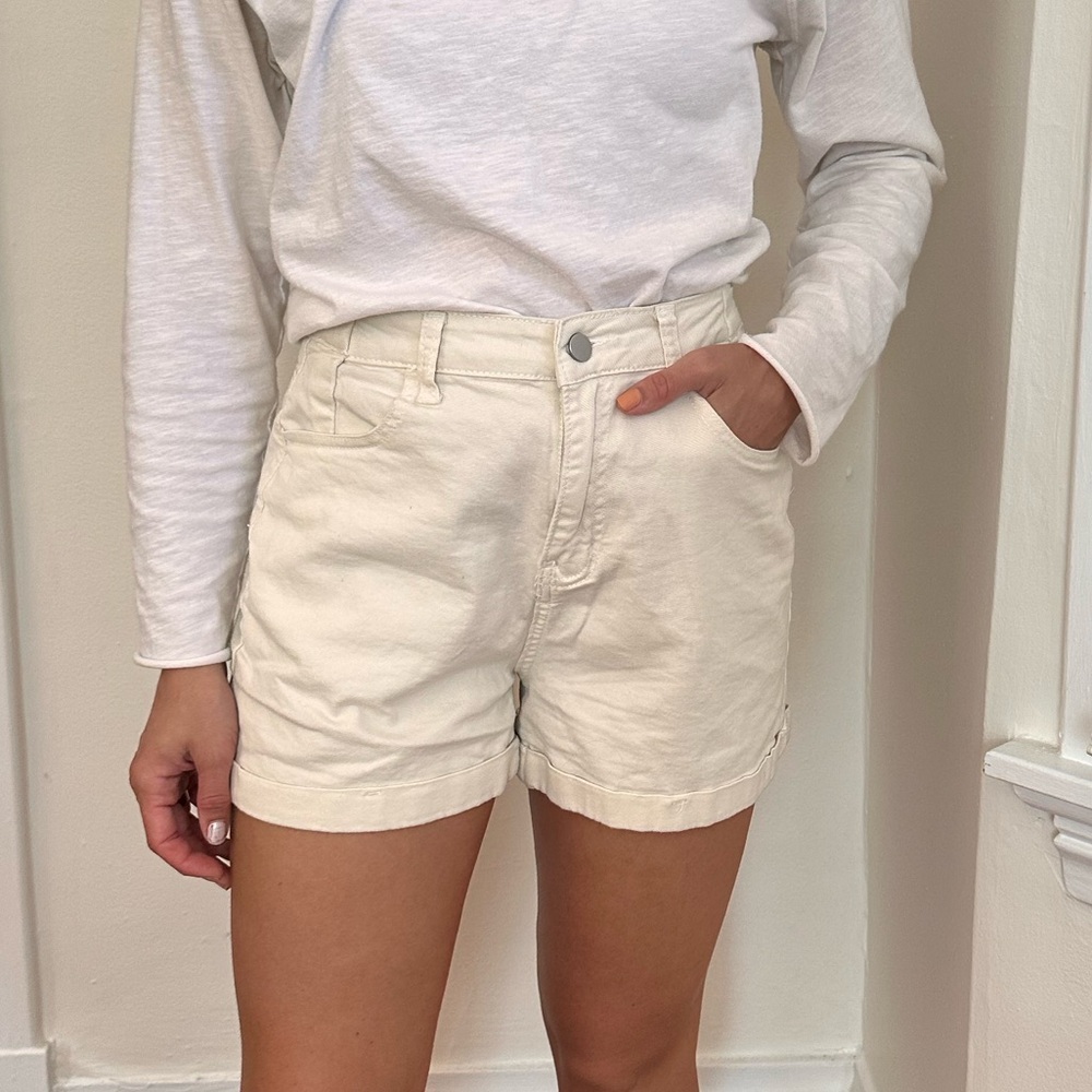 Women's White Long Sleeve Top